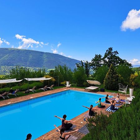 Le Ginestre Apartments Assisi Bagian luar foto