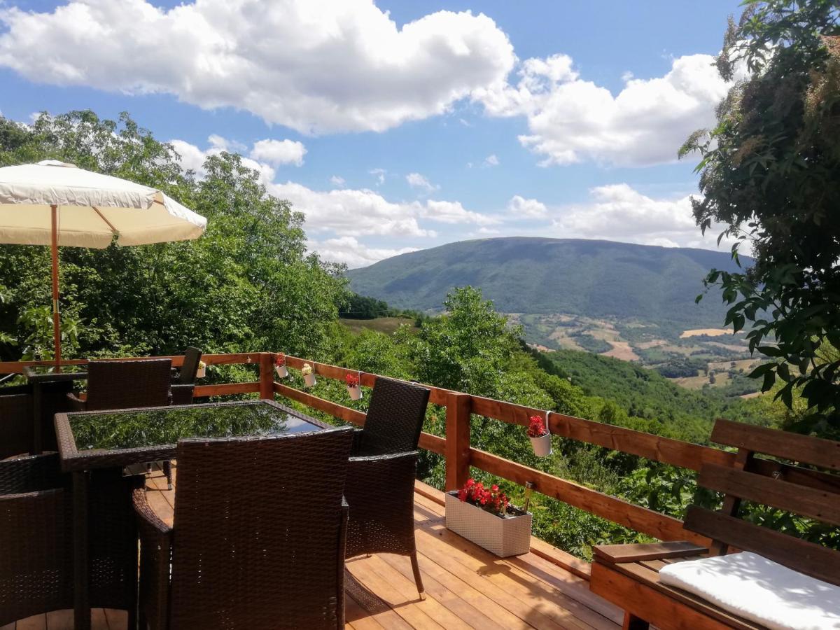 Le Ginestre Apartments Assisi Bagian luar foto